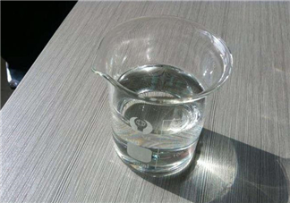 甘油會(huì)讓皮膚變黃嗎？甘油要怎么使用？