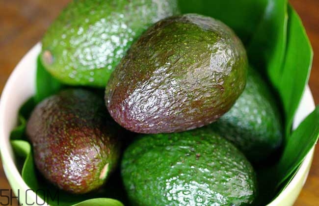 牛油果和蝦能一起吃嗎？吃完牛油果可以吃蝦嗎？