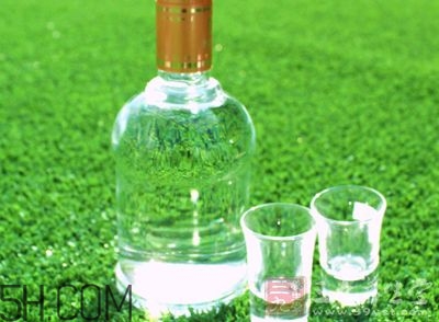 柿子和橙子能一起吃嗎？吃完橙子可以吃柿子嗎？