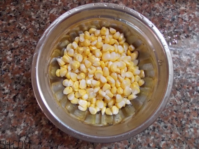 紅豆薏米能和玉米一起煮嗎？紅豆薏米加玉米有什么好處？