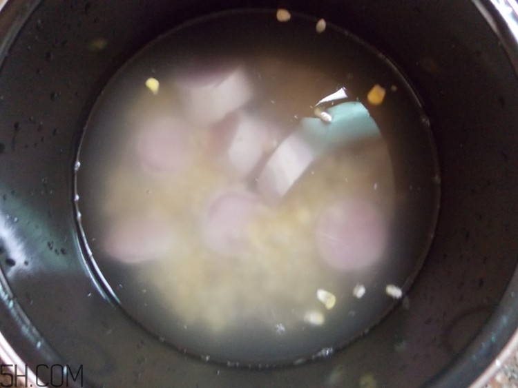 紅豆薏米能和玉米一起煮嗎？紅豆薏米加玉米有什么好處？