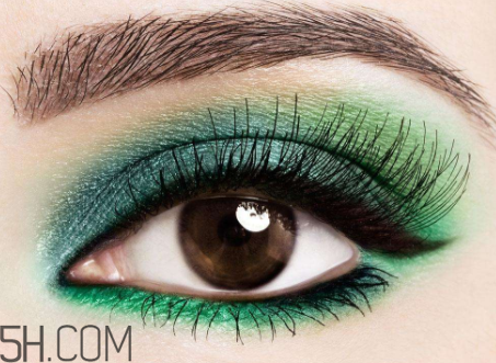 綠眼影為什么這么火？集結(jié)綠眼影眼妝經(jīng)典畫法