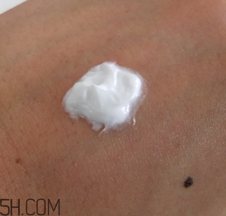 京城之霜大紅瓶使用心得 京城之霜大紅瓶產(chǎn)品評測 京城之霜大紅瓶使用心得 京城之霜大紅瓶產(chǎn)品評測