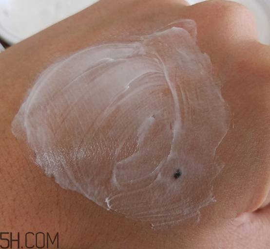 京城之霜大紅瓶使用心得 京城之霜大紅瓶產(chǎn)品評測 京城之霜大紅瓶使用心得 京城之霜大紅瓶產(chǎn)品評測