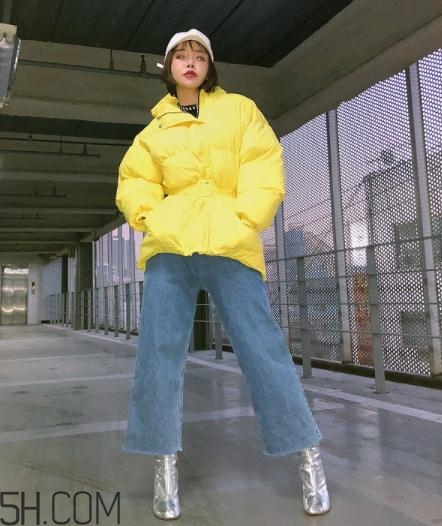 面包服配闊腿褲好看嗎？面包服搭配闊腿褲圖片