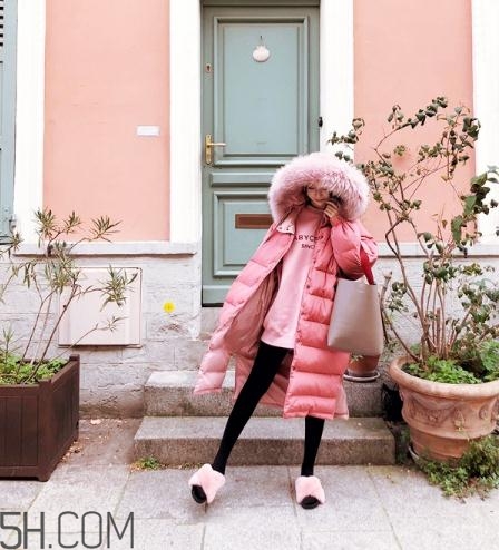 粉色內(nèi)搭怎么配外套？冬季也要風(fēng)度與溫度共存