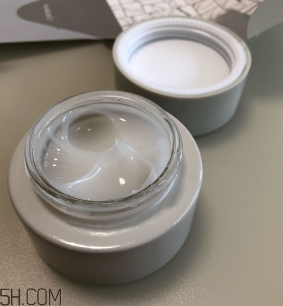 牛爾白玉蘭凍膜什么功效？牛爾白玉蘭凍膜熟齡肌適合嗎？