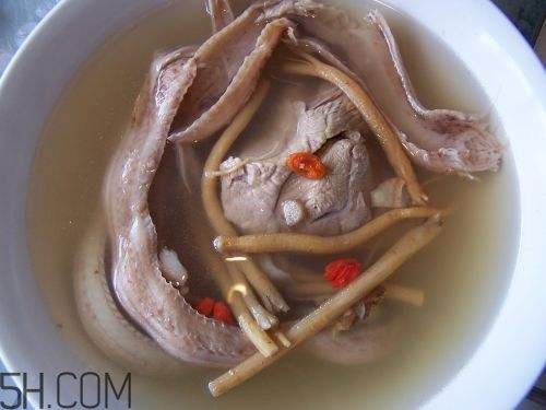 兒童罕見關(guān)節(jié)炎有何癥狀？如何診斷兒童關(guān)節(jié)炎？