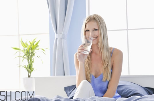 喝開水兌冷水好不好？開水兌冷水是陰陽水不宜喝嗎？