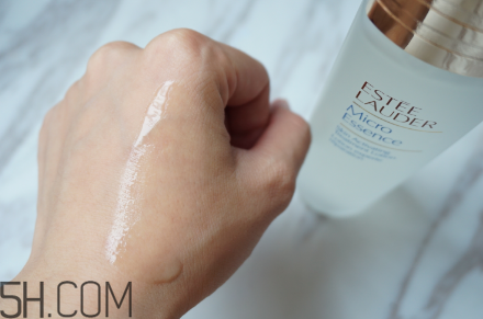 香奈兒和雅詩蘭黛護膚品哪個好？雅詩蘭黛肌底微精華使用測評