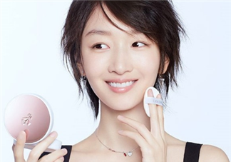 蘭蔻小粉盒氣墊怎么用？蘭蔻小粉盒氣墊適合什么膚質(zhì)？