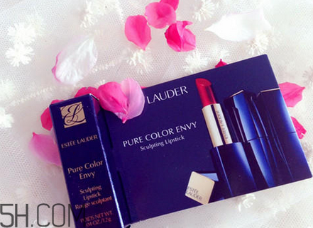 雅詩蘭黛和迪奧口紅哪個好用？雅詩蘭黛和迪奧口紅對比測評