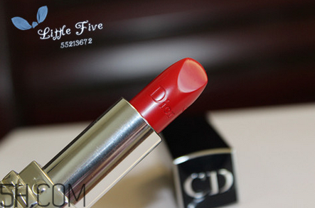 雅詩蘭黛和迪奧口紅哪個好用？雅詩蘭黛和迪奧口紅對比測評