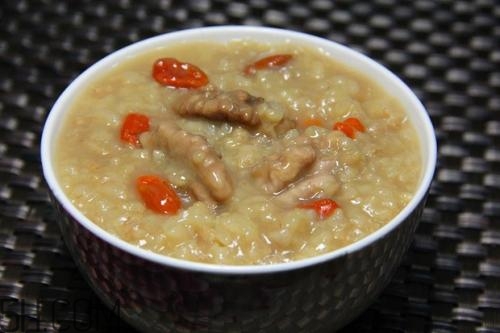 氣血不足和氣血充足都有什么表現(xiàn)？女人氣血不足該如何調(diào)理？