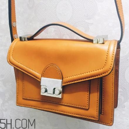 loeffler randall包包怎么樣？簡(jiǎn)潔大方潮流的選擇