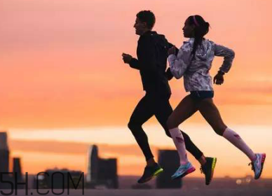 跑步不穿內(nèi)褲會影響性功能？跑步穿內(nèi)褲很有必要！