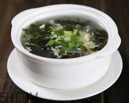 海苔和紫菜哪個更養(yǎng)生？海苔是紫菜的華麗轉(zhuǎn)身？