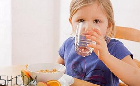 怎樣讓寶寶少生??？如何預(yù)防寶寶被傳染疾??？