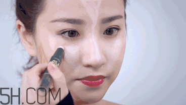 高光怎么畫(huà)？高光畫(huà)好了臉小一圈