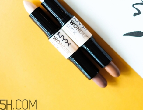 修容棒可以直接用嗎？用刷子還是用手是一個問題