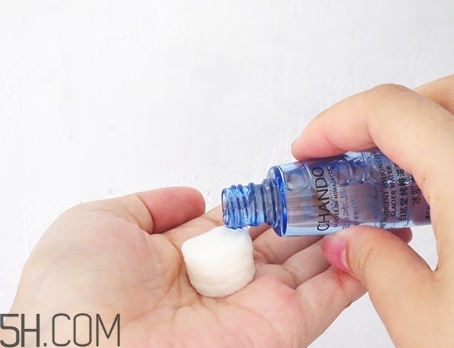 自然堂雪域和凝時(shí)哪個(gè)好？滿足不同的肌膚人群