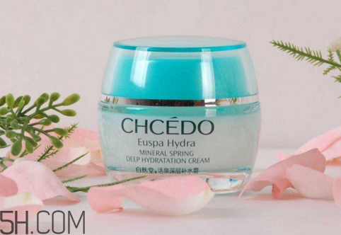 補(bǔ)水霜適合什么膚質(zhì)？天天用補(bǔ)水霜的好處