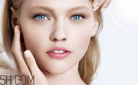 哪些習(xí)慣可導(dǎo)致長(zhǎng)斑？最常見的竟是第一種