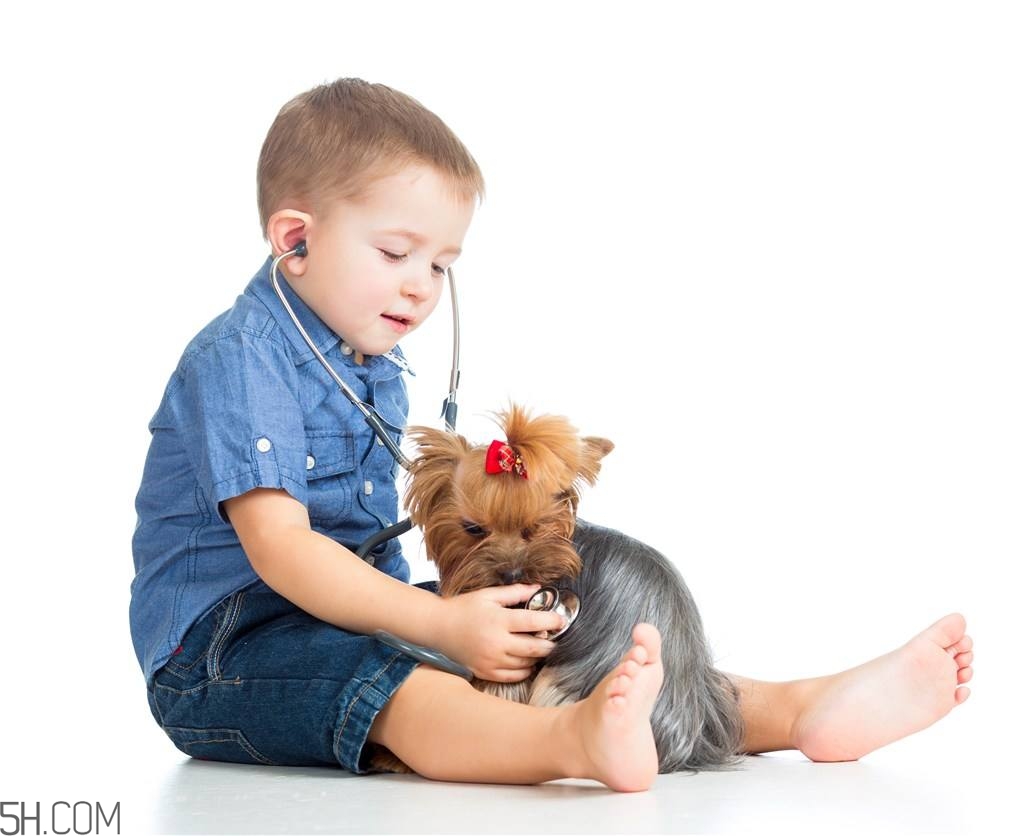 兒童翹二郎腿有何危害？蹺二郎腿危害多多