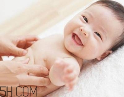 怎么按摩讓寶寶長得高？輕松按摩助長高