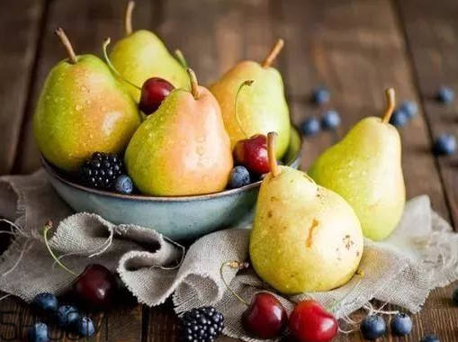 哪些水果可以煮熟吃？柚子蘋(píng)果煮著吃更健康