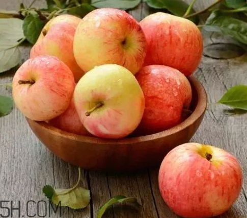 哪些水果可以煮熟吃？柚子蘋(píng)果煮著吃更健康