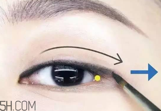 V型眼線怎么畫(huà)？V型眼線畫(huà)好美到冒泡