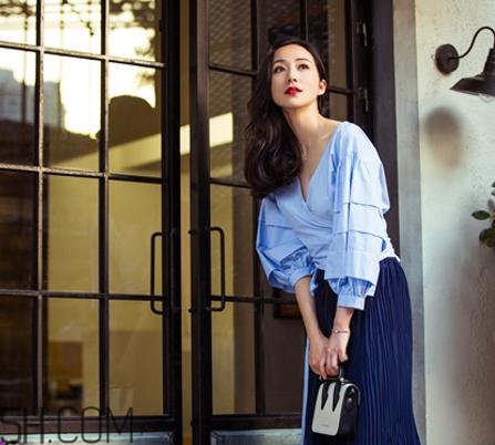 strathberry是哪個國家的牌子？lv設(shè)計師親手打造