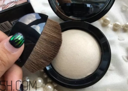 2018高光粉哪個(gè)牌子好？七款人氣高光大比拼