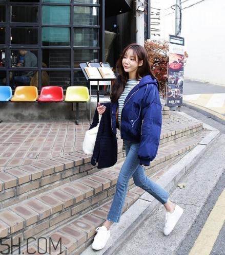 藍色面包服怎么搭配？塑造冬日運動活力