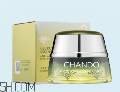 自然堂雪松精油御齡系列有哪些？來看看價格表