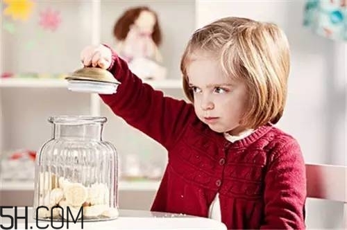 孩子多動癥有何原因？患有多動癥5大因素