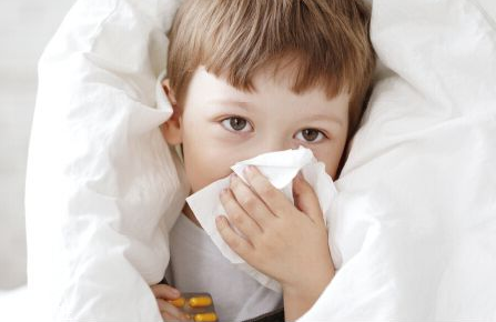 擤鼻涕有哪些危害？嚴(yán)重時(shí)引發(fā)中耳炎導(dǎo)致耳聾