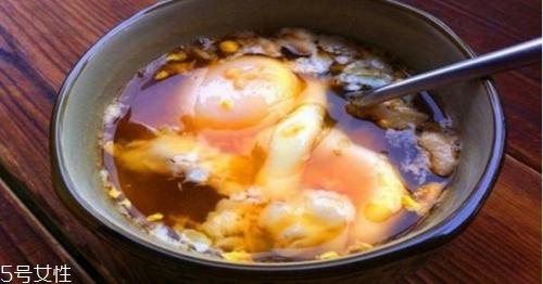 紅糖煮蛋的好處有哪些？紅糖煮蛋好處多多