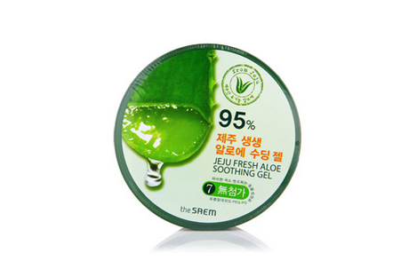 得鮮蘆薈膠含酒精嗎？蘆薈膠當(dāng)睡眠面膜的作用