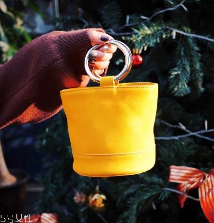 simon miller包包怎么樣？水桶包有這個就夠了