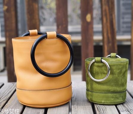 simon miller水桶包尺寸多大？時(shí)尚達(dá)人都愛的斷貨王