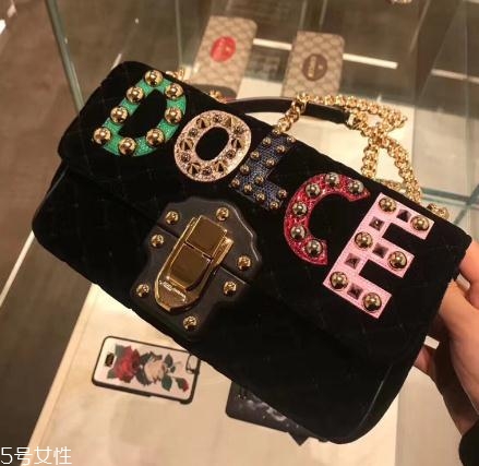 杜嘉班納包包專柜價格 這款萬元包包一定要買 杜嘉班納包包專柜價格 這款萬元包包一定要買