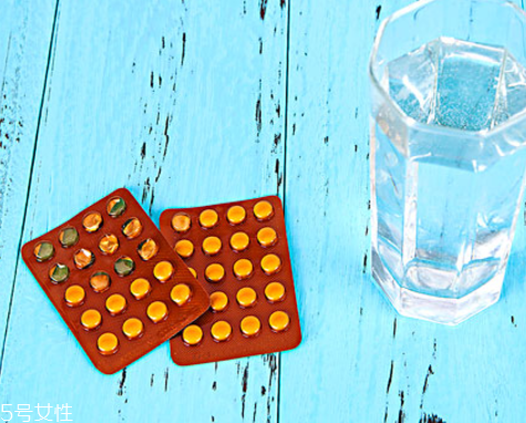 乙型流感會(huì)反復(fù)發(fā)燒嗎？乙型流感典型癥狀要當(dāng)心