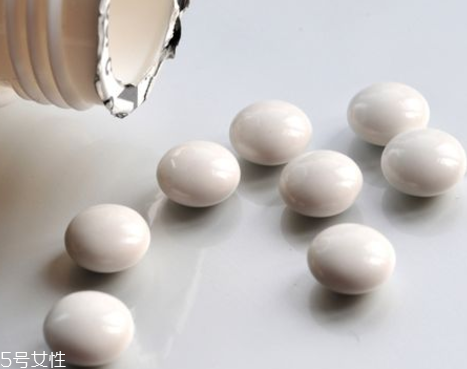 乙型流感會嘔吐嗎？嘔吐跟乙型流感有關(guān)嗎？