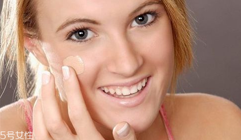 完美蘆薈膠能去斑嗎？完美蘆薈膠還能代替眼霜