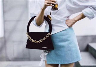 jacquemus包包多少錢(qián)？萬(wàn)元以內(nèi)就能買(mǎi)到的個(gè)性包包