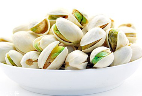 開心果為什么要漂白 漂白的開心果甚吃 開心果為什么要漂白 漂白的開心果甚吃