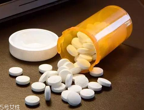 阿司匹林能治哪些?。堪⑺酒チ挚拱┯址腊?></p>		</div>
<div align=