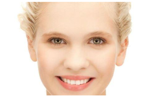 外國人為什么不用割雙眼皮？白種人天生雙眼皮